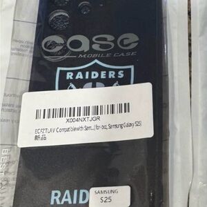 Samsung Galaxy S25 Black Raider Case